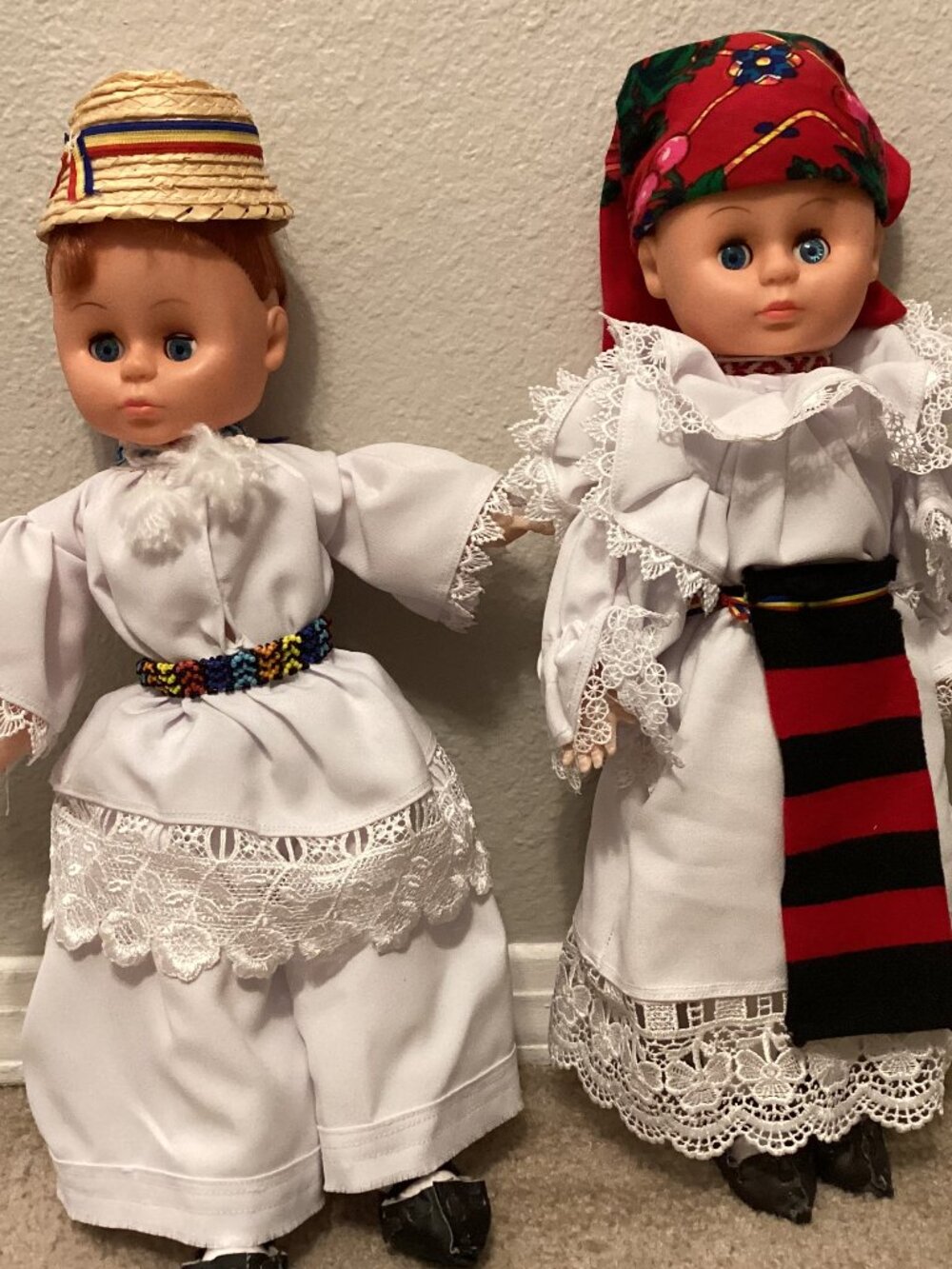 2 Romanian Dolls, Ethnic Folk Collectible Vintage Unique